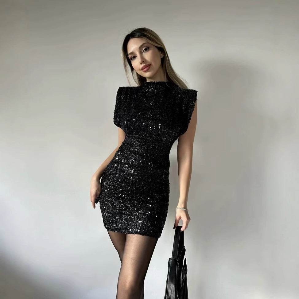 Glamorous cocktail dress for women with sparkling sequin trim Lune London