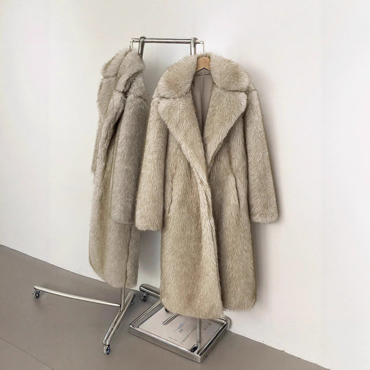 Long coat for women for elegant occasions Lune London