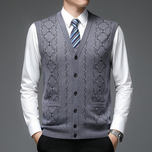 Elegant knitted vest for men with diamond pattern and shawl collar Lune London