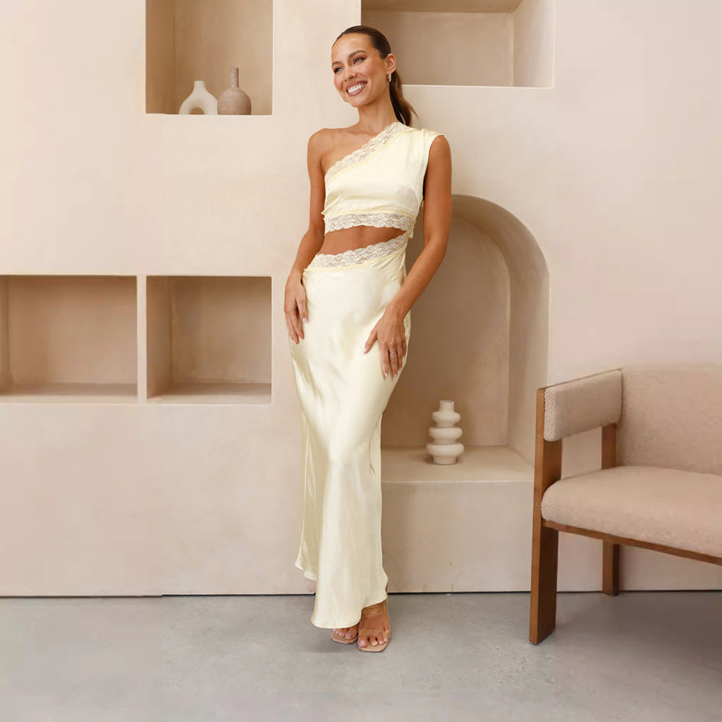 Elegant evening dress for women with an asymmetric design and luxurious lace details Chic & Stil