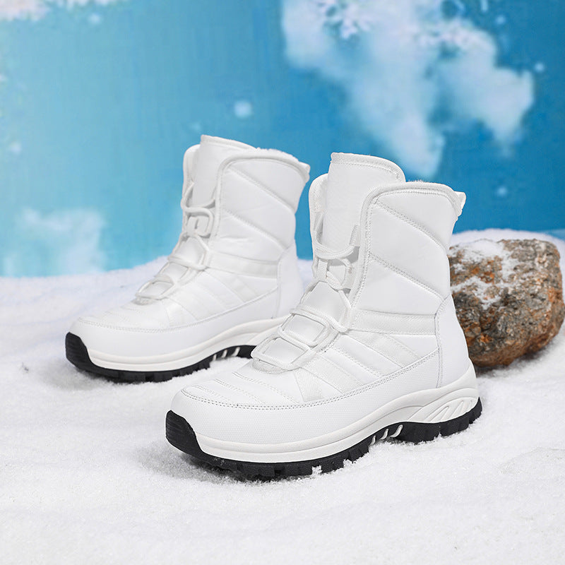 Women’s waterproof winter boots with insulating lining and non-slip sole Lune London