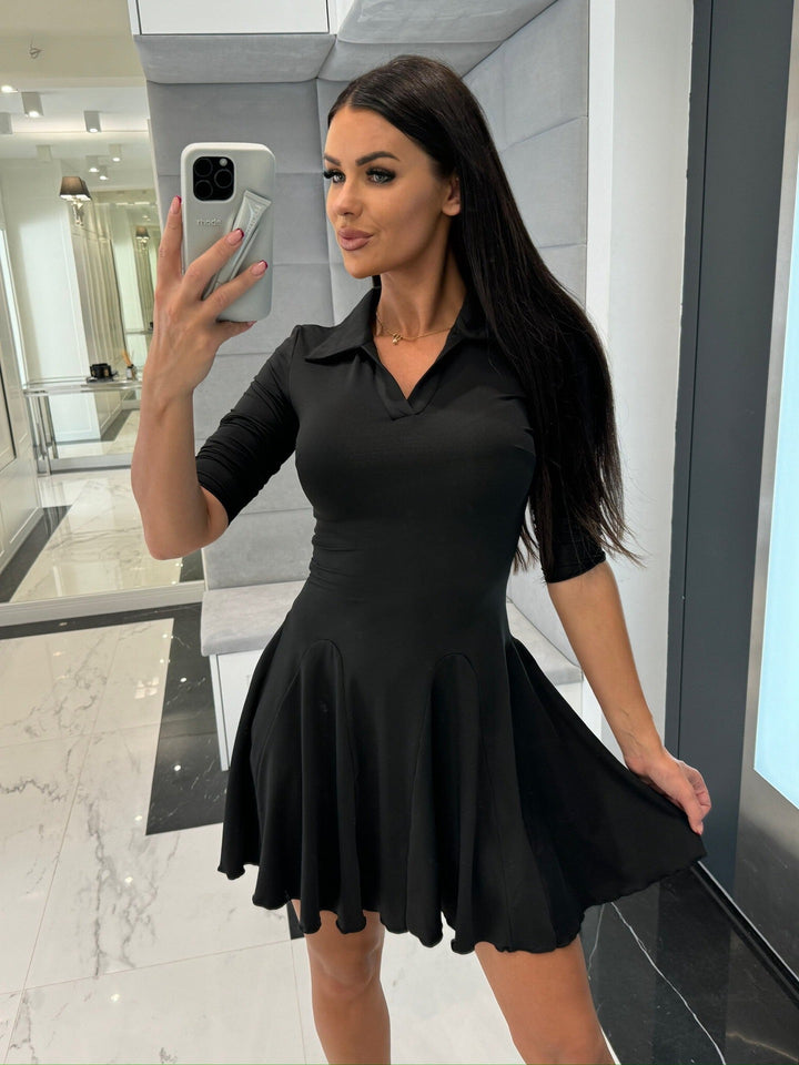 Sport dress for women with polo collar and flared skirt Lune London