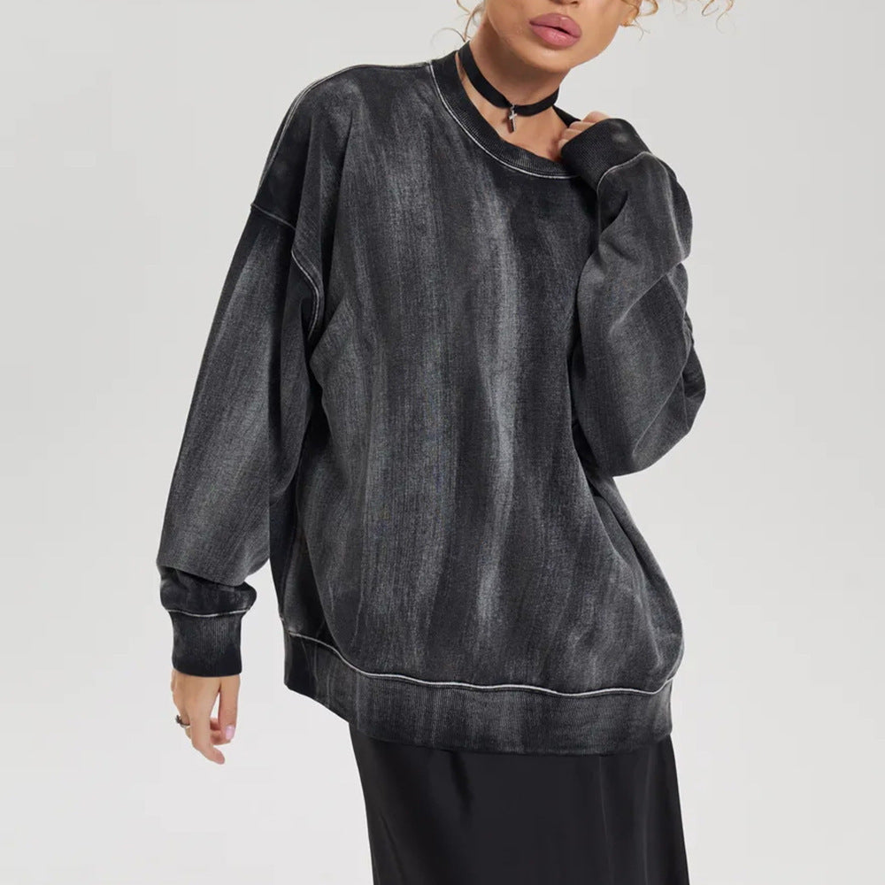 Casual oversized sweater for women with trendy accents and a textured fabric Lune London