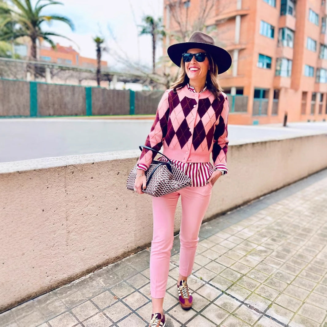 Women cardigan in elegant argyle pattern Lune London
