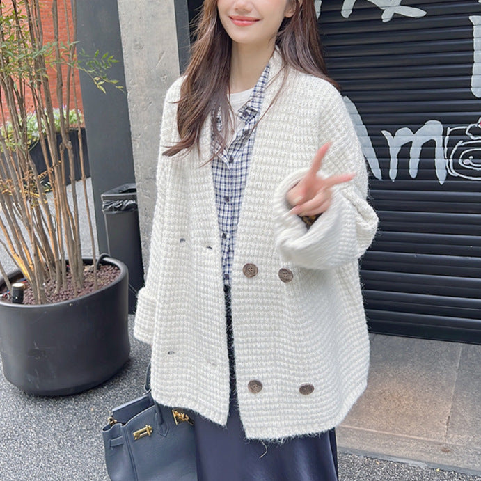 Lady cardigan with double button closure and soft material Lune London