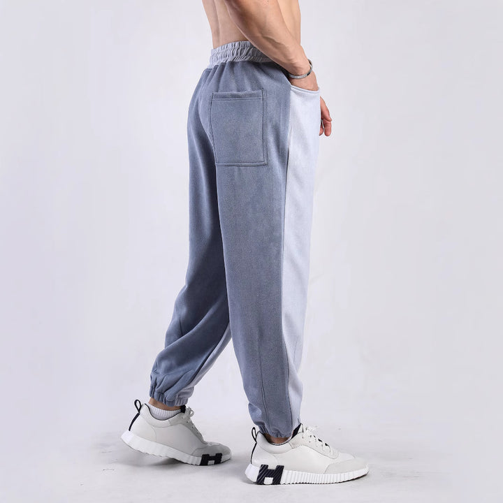Comfortable women's jogging pants with elastic waist and side pockets Lune London