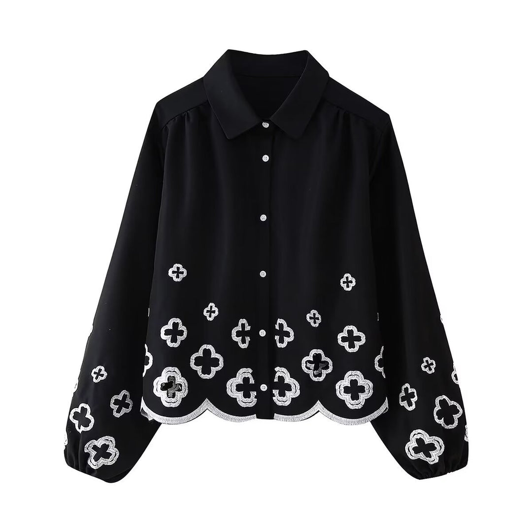 Loose pants for ladies with decorative embroidery Lune London