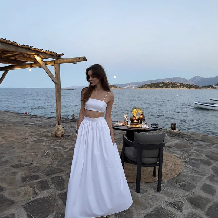 Ladies' set consisting of a crop top and a long skirt with an elegant ruffle design Lune London