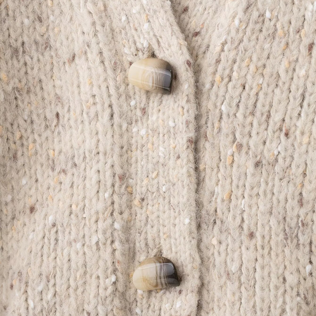 Ladies fashionable cardigan with deep V-neck and practical pockets Lune London