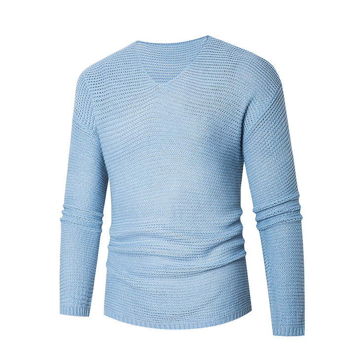 Casual knitted sweater for men with V-neck and airy stitches Lune London