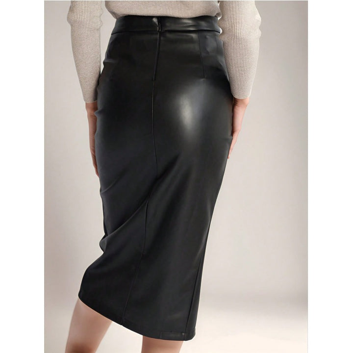 High-waisted pencil skirt for women in faux leather with asymmetrical slit Lune London