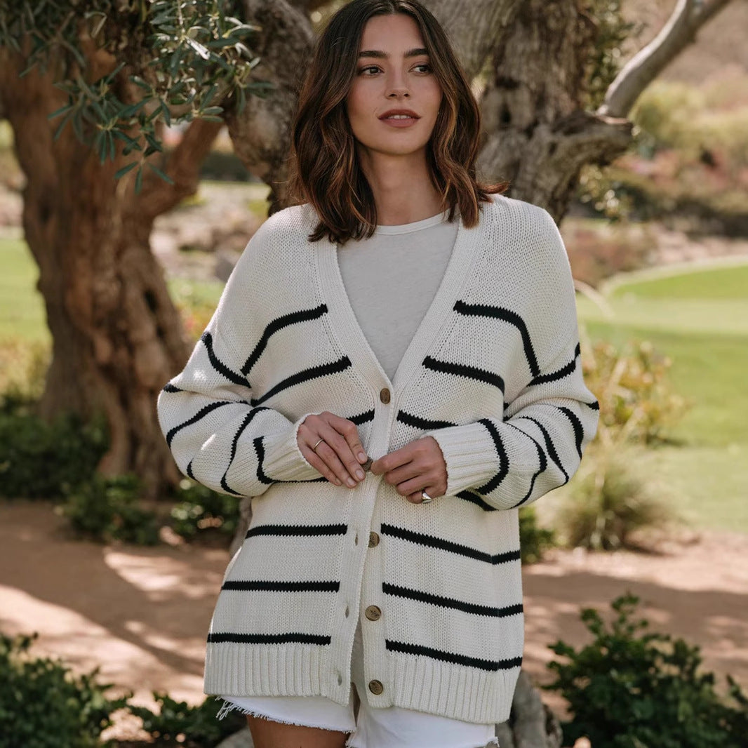 Knitted cardigan for women with V-neck and large stripes Lune London