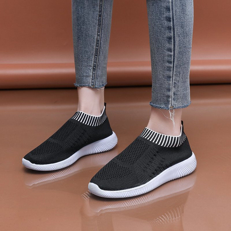 Breathable Slip-On sneakers for women with stretchy knit upper Lune London