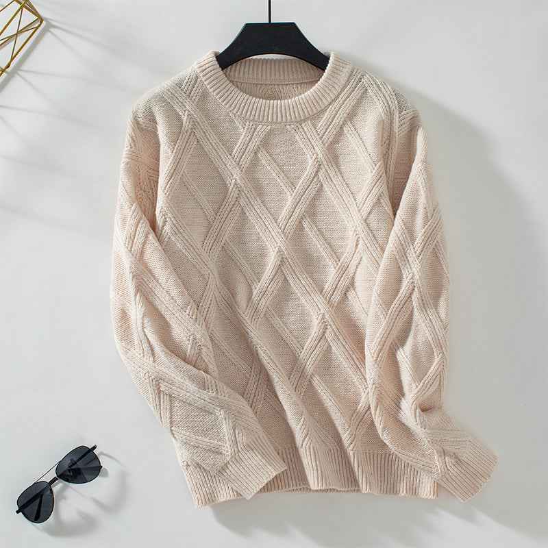 Knitted sweater for women with a modern diamond pattern and high-quality material Lune London