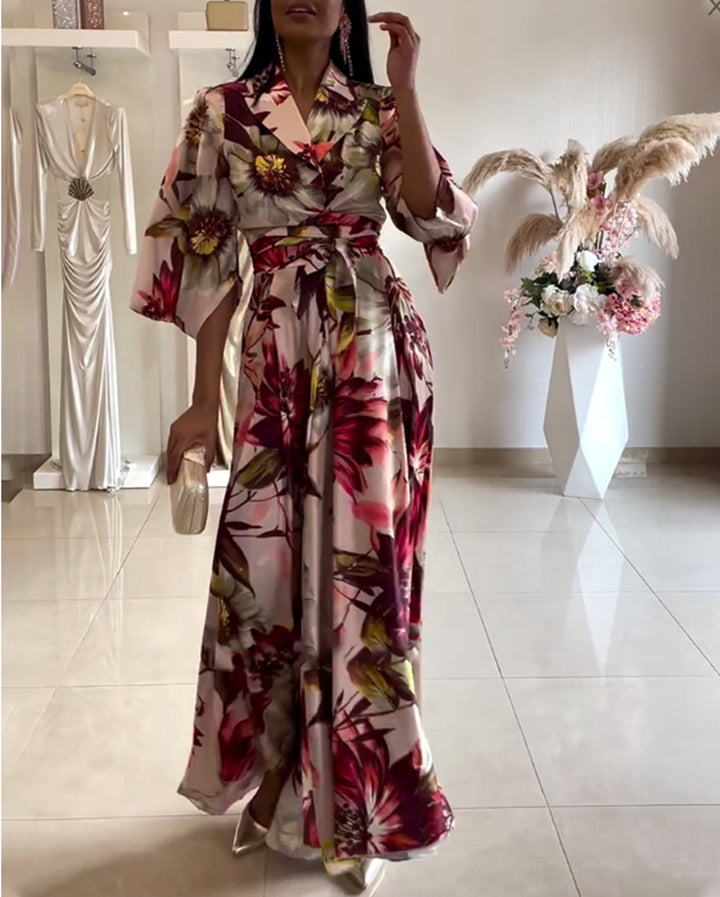 Robe florale élégante pour femmes avec ceinture ajustée et manches larges Chic & Stil