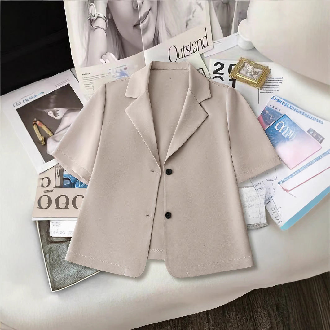 Short sleeve blazer jacket for women in lightweight material Lune London
