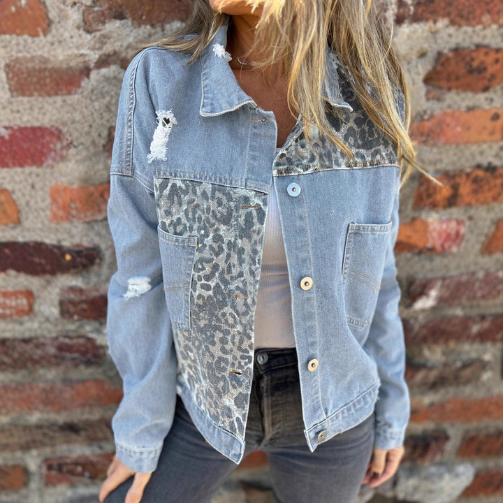 Veste en jean tendance pour femmes avec imprimé animal et design usé Chic & Stil