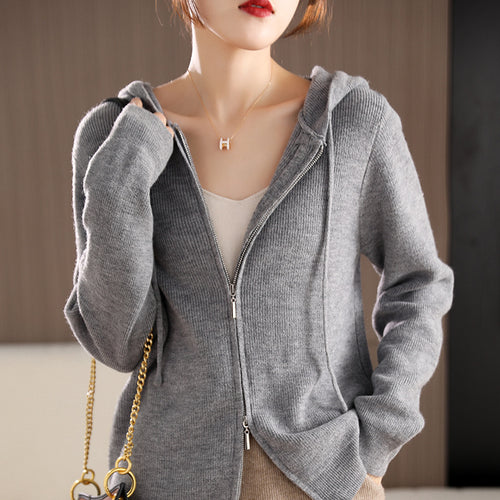 Veste à capuche confortable pour femme en tricot doux Chic & Stil