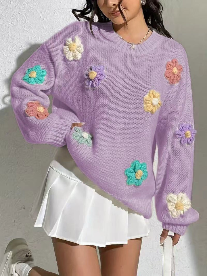 Woman oversized sweater embroidered with flowers Lune London