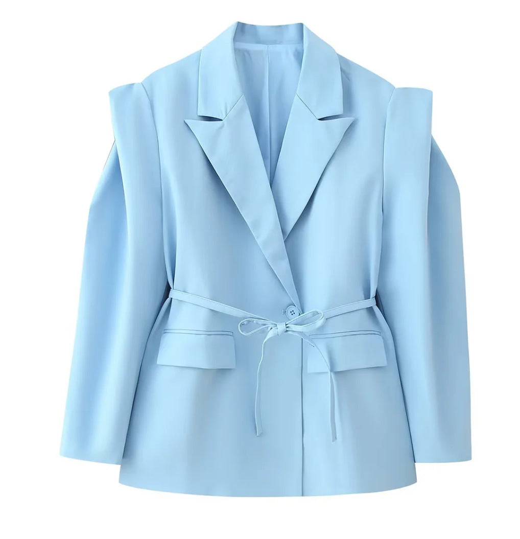 Veste blazer élégante pour femmes avec coupe ajustée et ceinture à nouer Chic & Stil