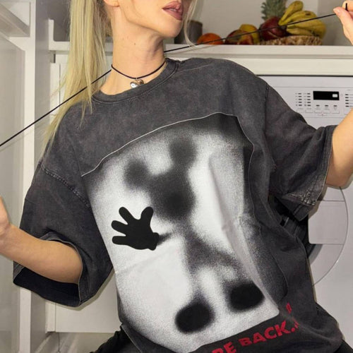 Oversized sweatshirt for women with creative graphic pattern Lune London