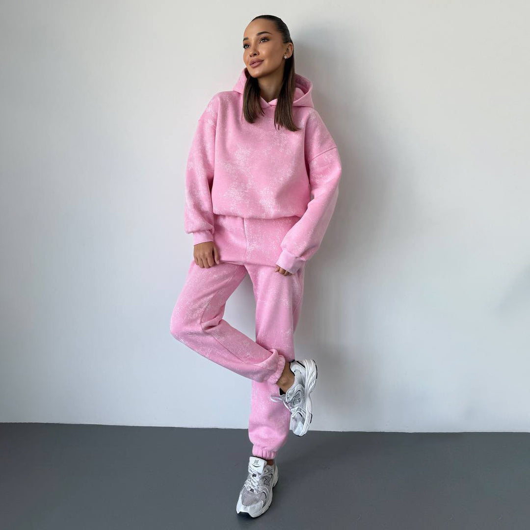 Women's sports set with a casual hoodie and comfortable joggers Lune London