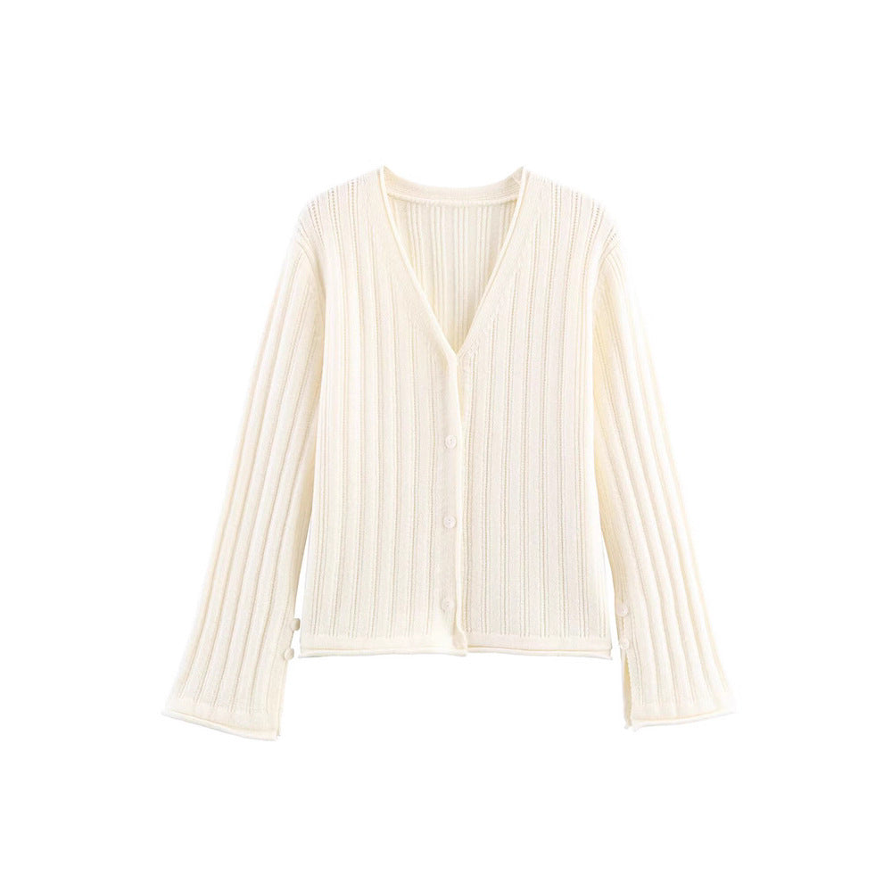 Women’s knit jacket with an elegant V-neck and a modern ribbed structure Lune London