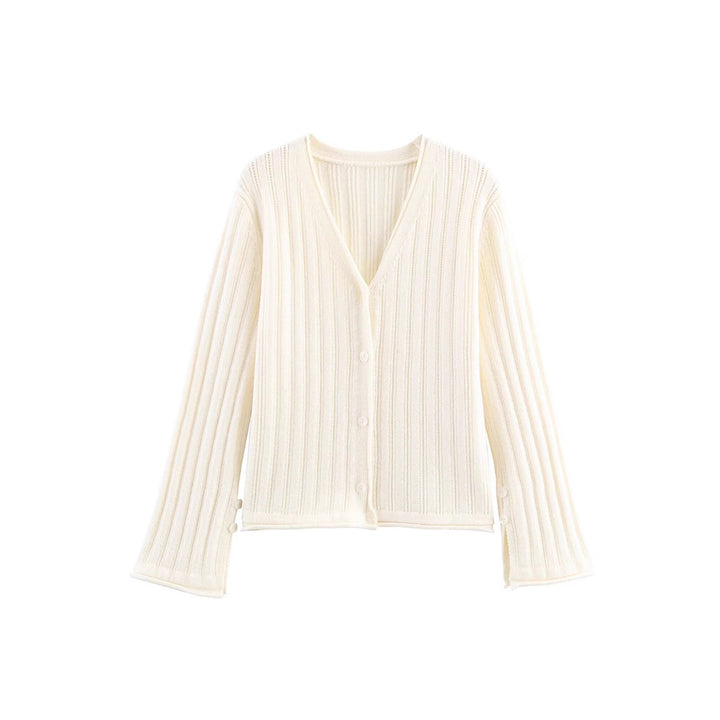 Women’s knit jacket with an elegant V-neck and a modern ribbed structure Lune London