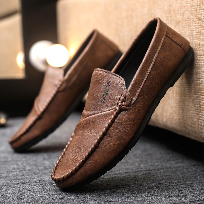 Men's moccasins with hand-stitched upper material and lightweight comfort Lune London