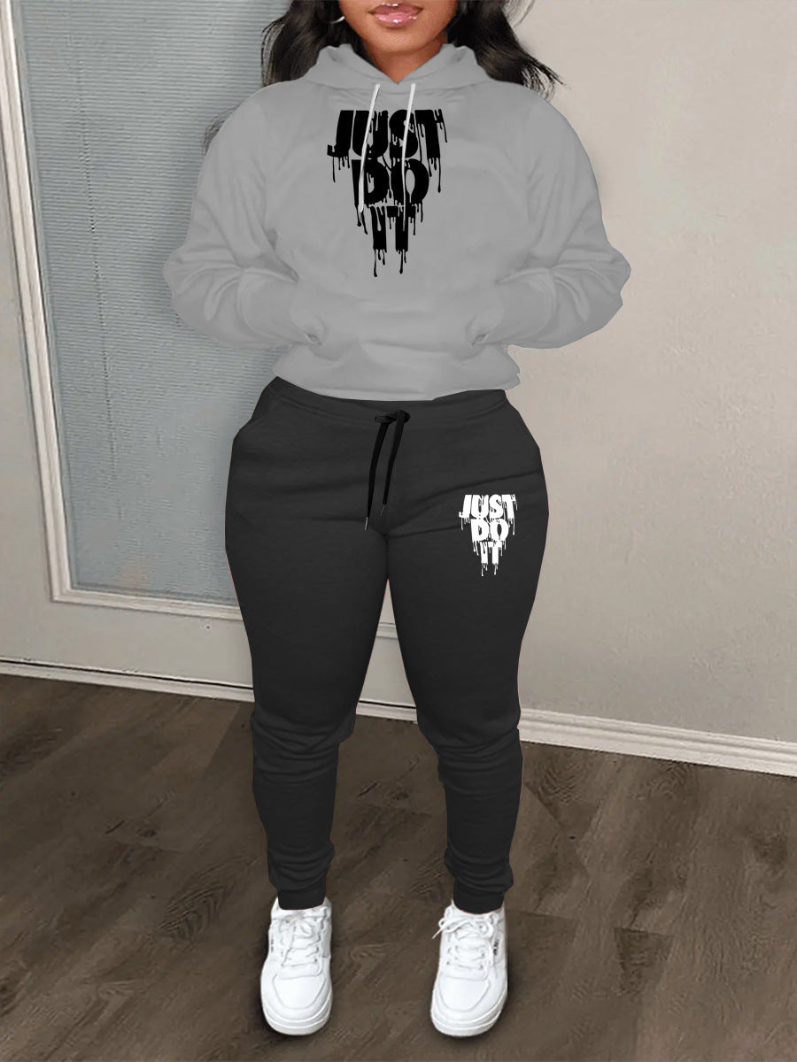 Women's hoodie set and jogger pants with modern graphic print Lune London