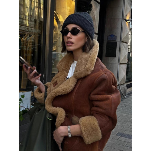 Casual fur coat for women with oversized cut Lune London