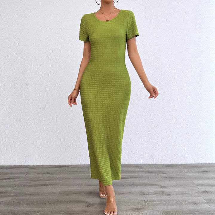 Chic & Stil Women's Ribbed Maxi Dress with Fitted Cut and Short Sleeves