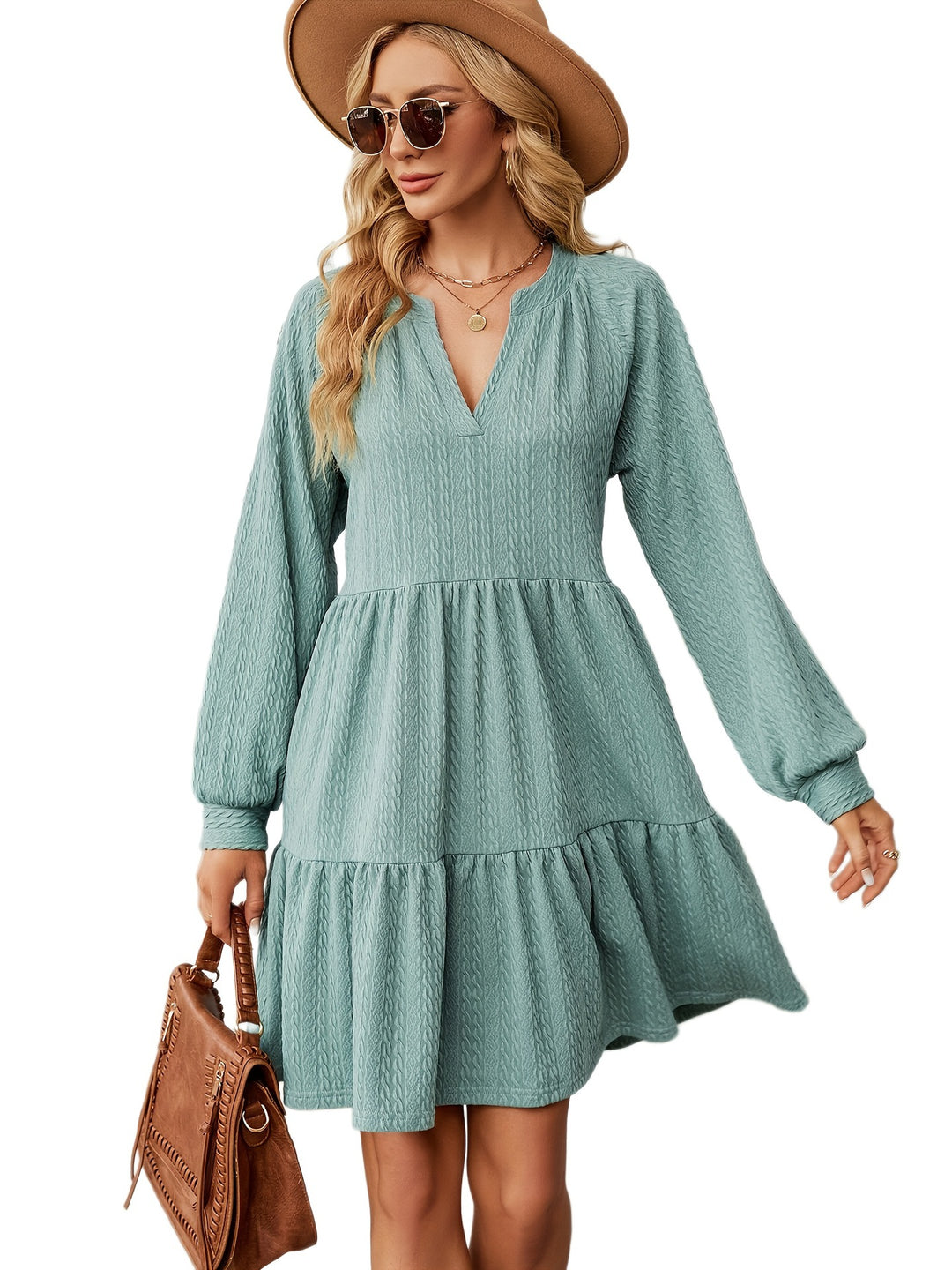 Casual women's dress with V-neck, puff sleeves, and ruffled hem Lune London