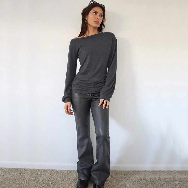 Chemise à manches longues décontractée pour femmes, à épaules dénudées, avec des détails de volants élégants Chic & Stil