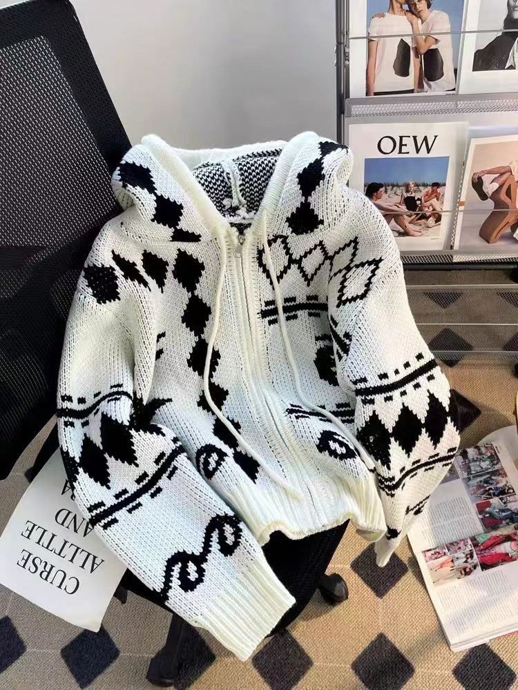 Cardigan en tricot épais pour femmes avec un motif accrocheur et une coupe confortable Chic & Stil