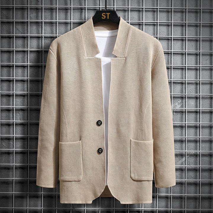 Women elegant jacket with structured design and practical pockets Lune London