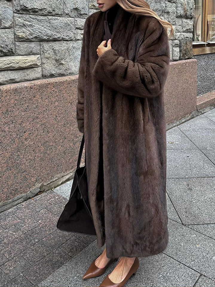 Ladies elegant and fluffy long faux fur coat Lune London