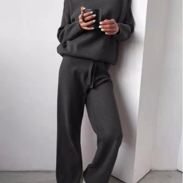 Women's Cozy Knit Loungewear Set with Wide Pants and Elegant Round Neck Lune London
