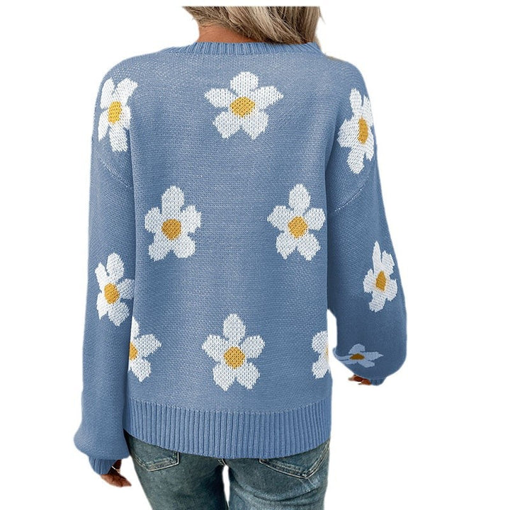 Knitted sweater for women with floral pattern and relaxed fit Lune London