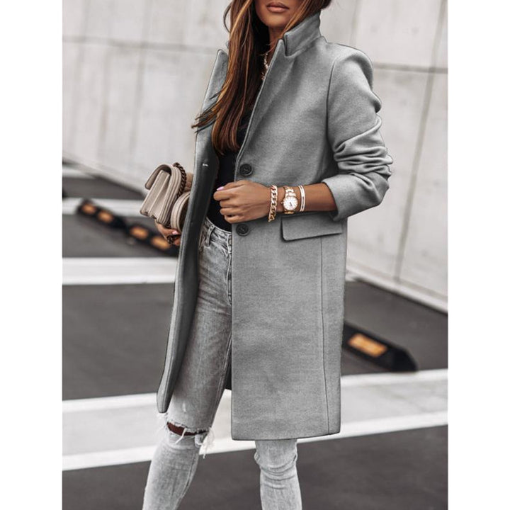 Ladies Elegant Wool Coat with Stylish Lapels and Practical Pockets Lune London