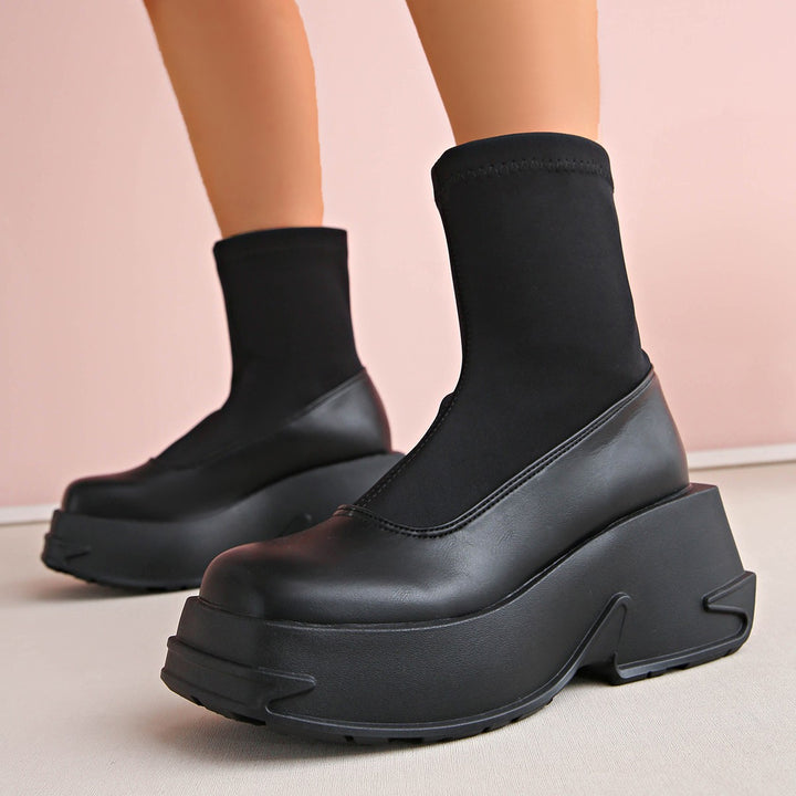 Women's platform sneakers with an elegant sock design and non-slip sole Lune London