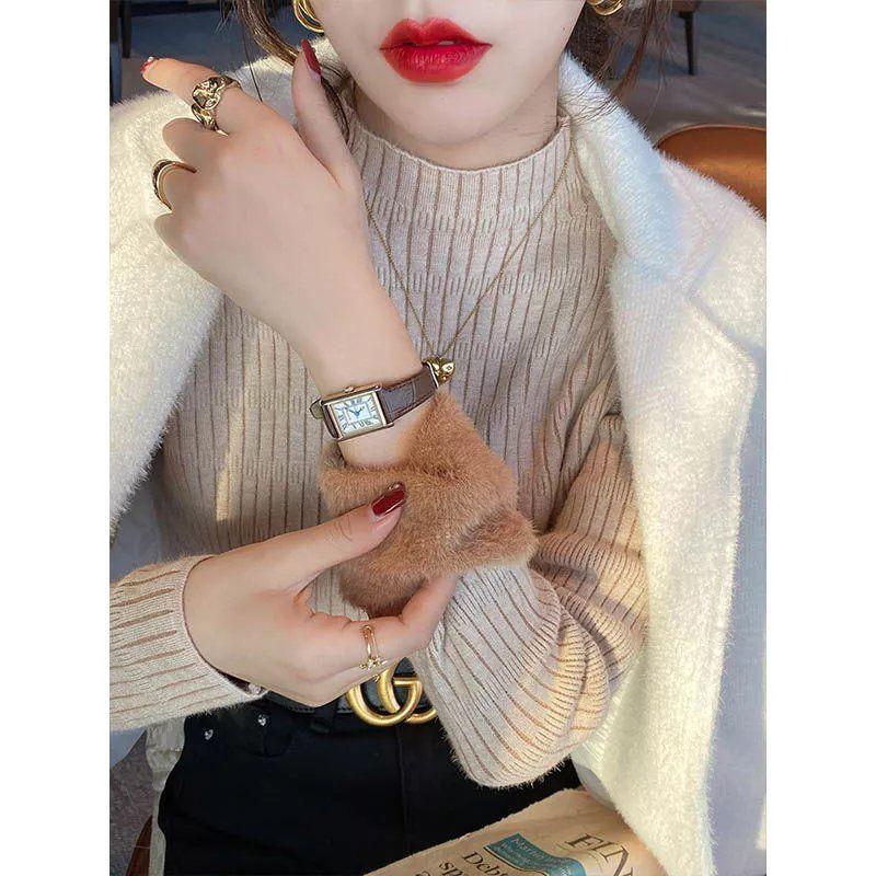 Montre élégante pour femmes avec bracelet en cuir fin et cadran classique Chic & Stil