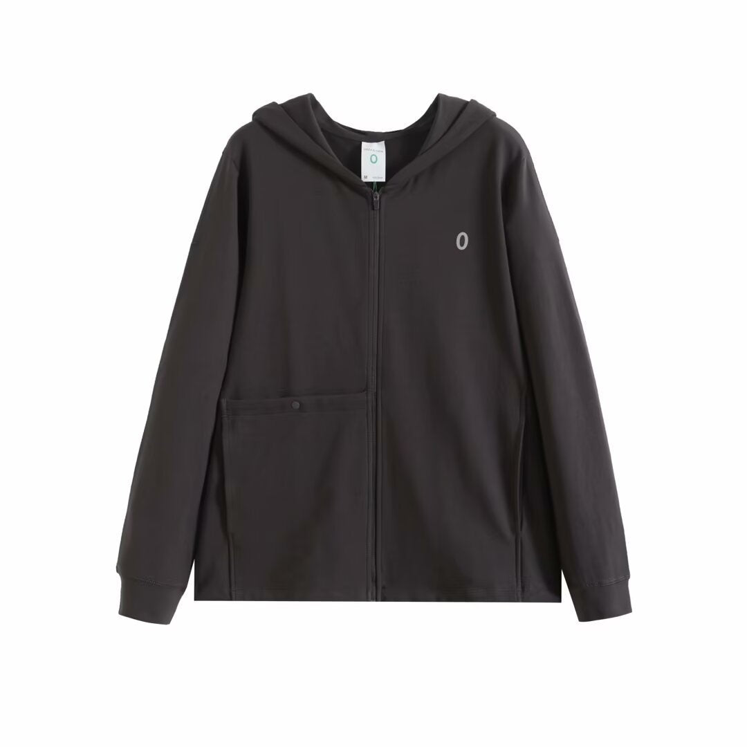Veste à capuche respirante pour femmes avec poche zippée innovante Chic & Stil