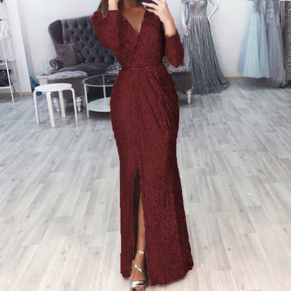 Robe de soirée longue pour femmes avec un design élégant enveloppant et une fente Chic & Stil