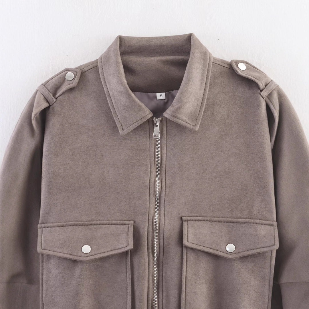 Trendy oversized corduroy jacket for women with practical pockets and stylish shoulder details Lune London
