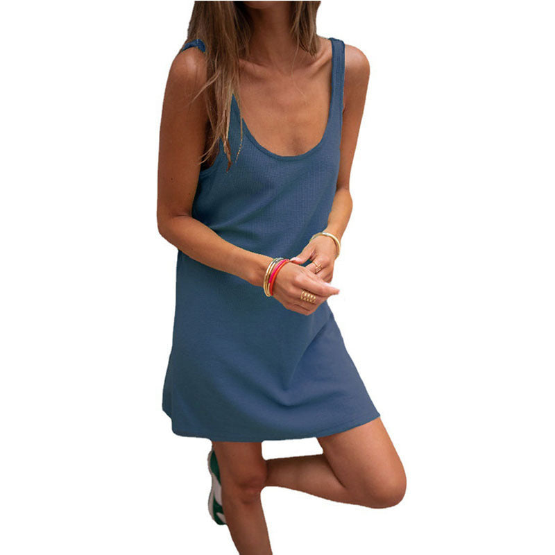 Casual summer dress for women with plunging neckline and light fabric Lune London