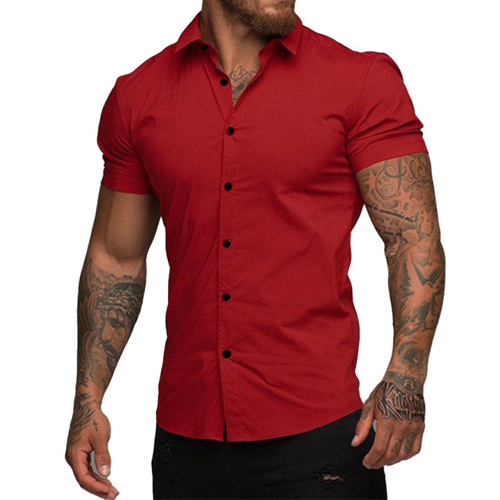 Short sleeve men's shirt in breathable cotton blend with modern button details Lune London