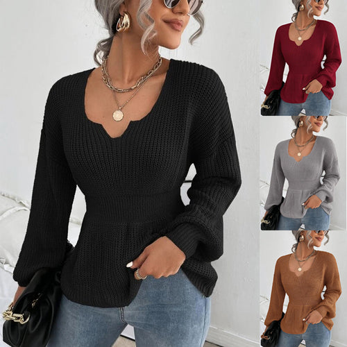 Fashionable women's knit sweater with a soft material and a charming V-neck Lune London