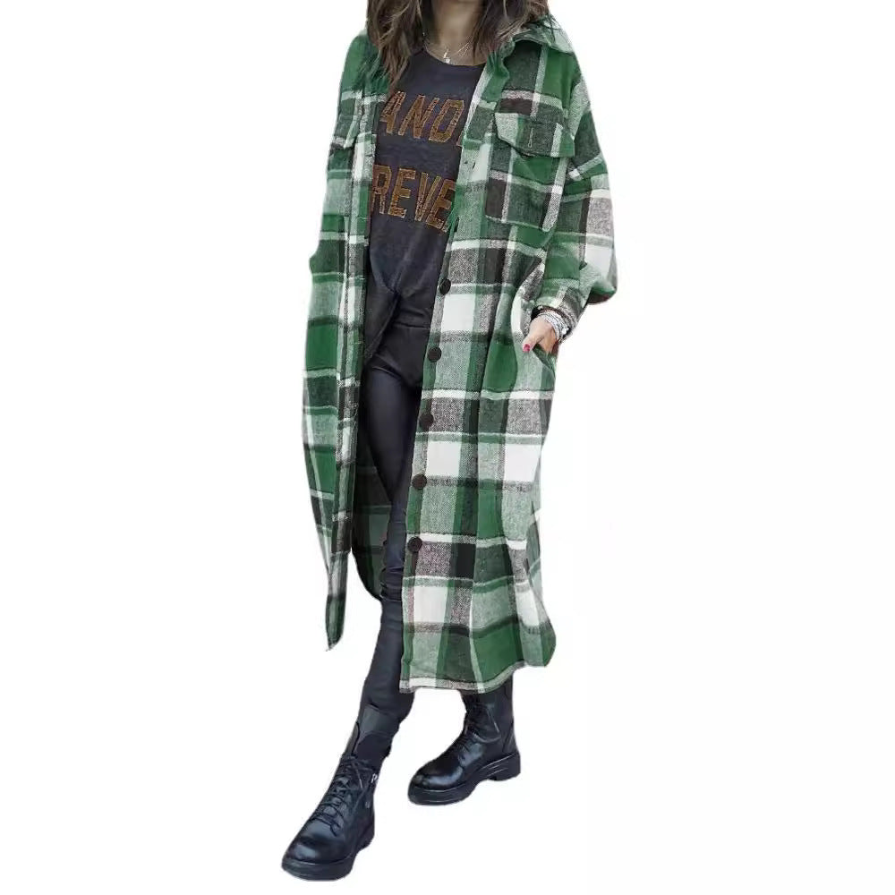 Ladies long checkered coat with practical pockets Lune London