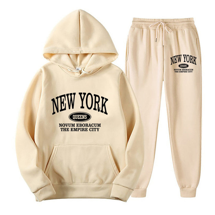 Women's Sporty Hooded Set with Large New York Print Chic & Stil
